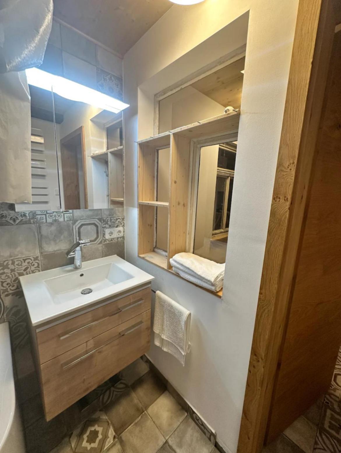 Exklusive Maisonetten Wohnung Mit Gartenzugang Аугсбург Екстериор снимка